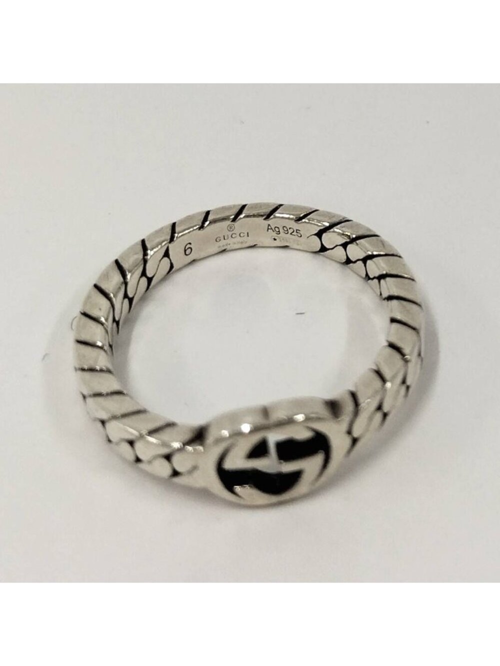 Gucci Interlocking G Ring - Picture 8 of 10